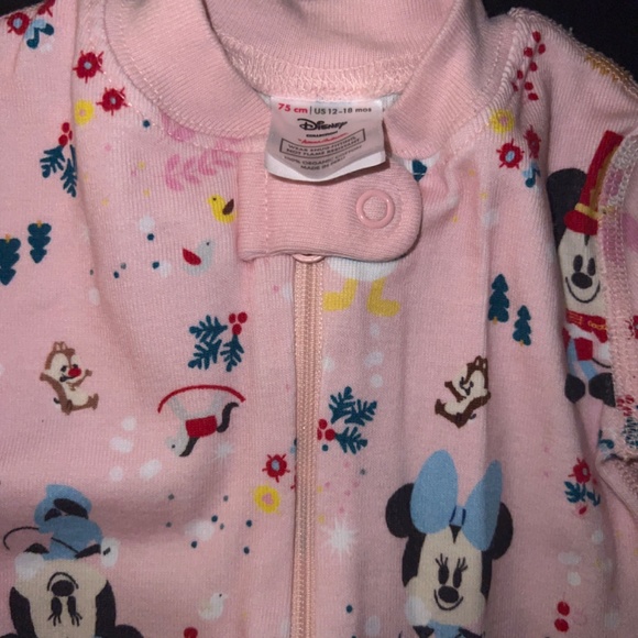 Hanna Andersson Disney Christmas pajamas 12/18M - Picture 2 of 3